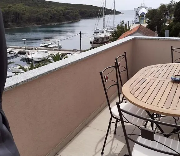 Goga 2 Apartman Molat