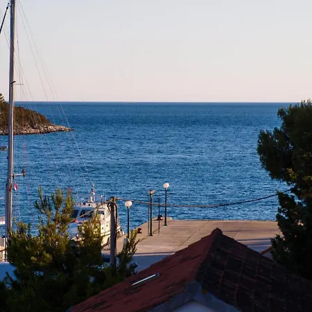 Goga 2 * Molat